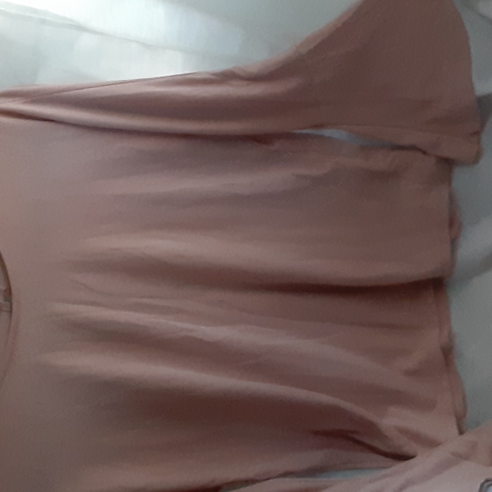 nice Blouse no Brand Sz S.  See measures in Pics